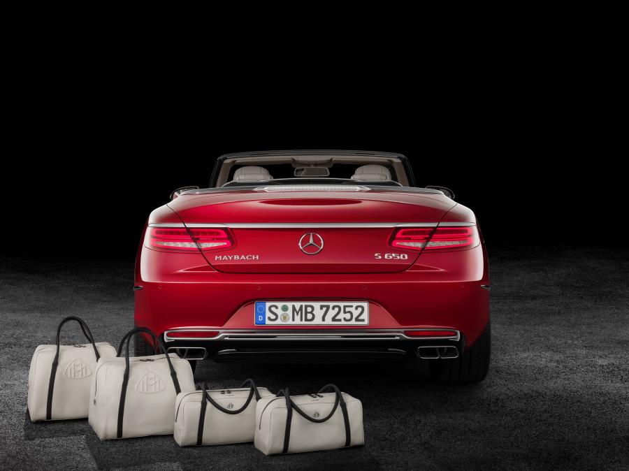  Mercedes-Maybach S650 Cabriolet 2017 года  (фото 5 из 43)